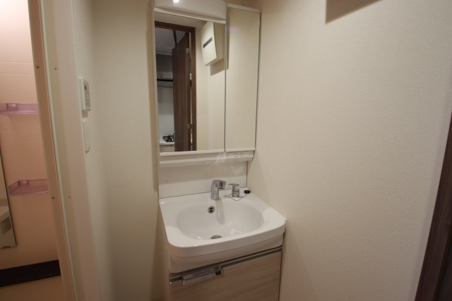 洗面設備　※別室の参考写真の為、現況優先です。