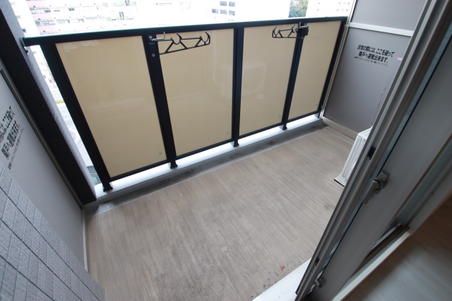 バルコニー　※別室の参考写真の為、現況優先です。