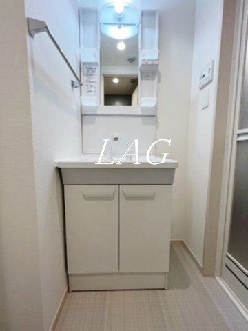 洗面設備　洗面台です。