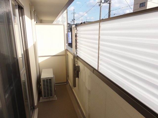 バルコニー　参考写真掲載。　※2階別部屋のベランダになります