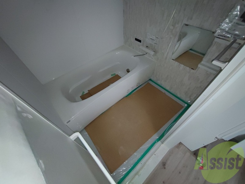 バス・シャワールーム　ユニットバスです。疲れを癒すのに欠かせませんね！