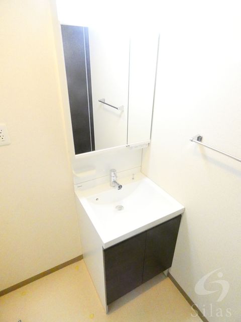 洗面設備　同仕様