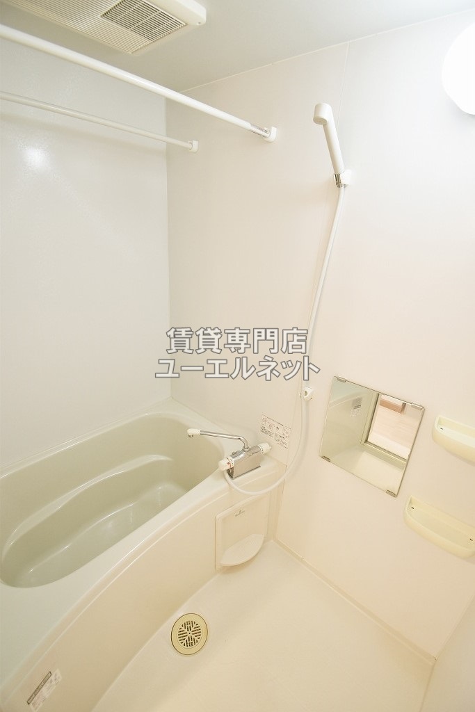 バス・シャワールーム　浴室