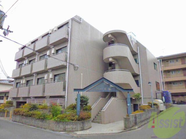 中学校　吹田市立第一中学校（中学校）まで865m