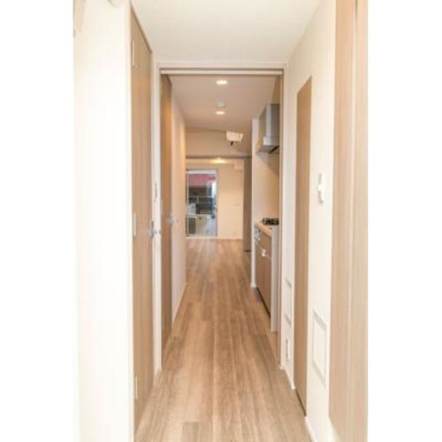 玄関　※写真は同タイプ住戸です。