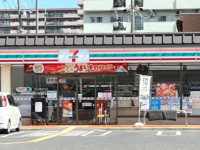 コンビニ　セブンイレブン 京都吉祥院向田東町店（コンビニ）まで140m