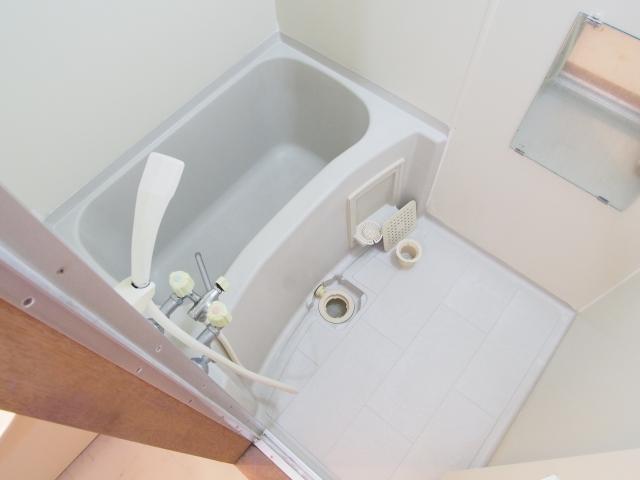 バス・シャワールーム　浴室