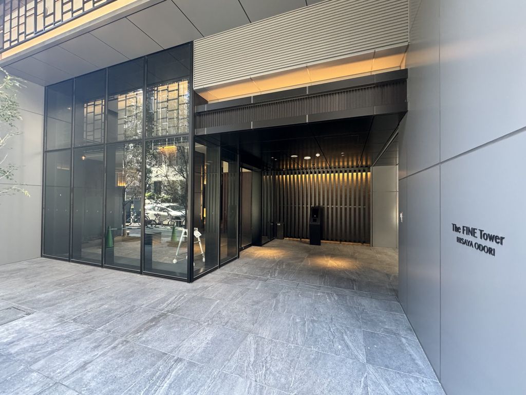 エントランス　エントランス