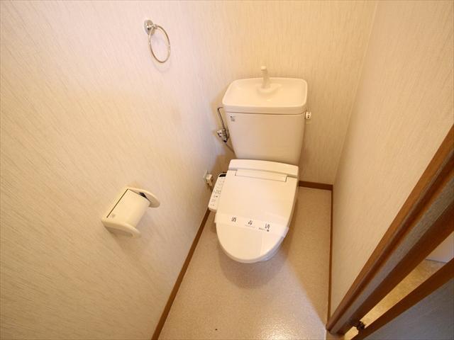 その他　松山市道後今市　ラフィネ道後　トイレ