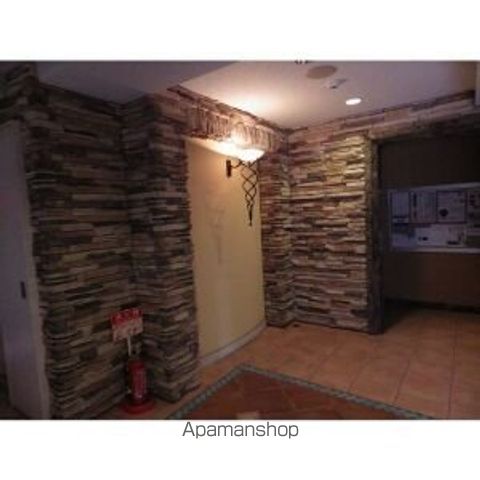 ロビー　ロビー