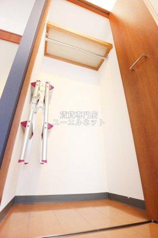収納　クローゼット付きでお部屋もスッキリ♪