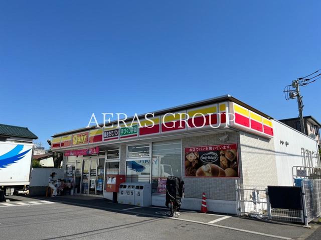 コンビニ　デイリーヤマザキ 足立保木間４丁目店（コンビニ）まで121m