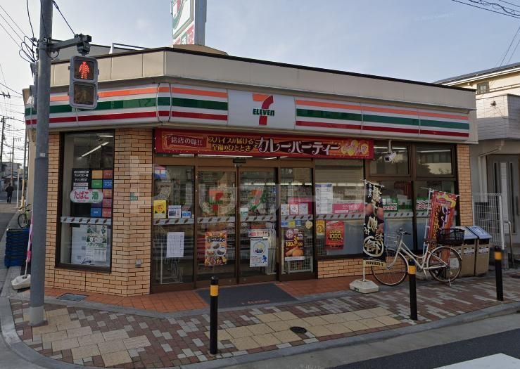 コンビニ　セブンイレブン練馬小竹町交番前店（コンビニ）まで190m
