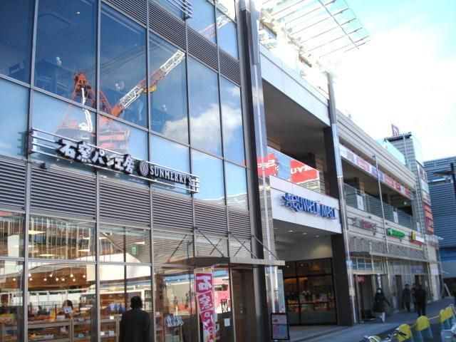ショッピングセンター　アクェルモール（ショッピングセンター）まで15m