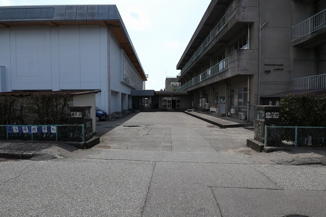 小学校　堀川小学校（小学校）まで850m