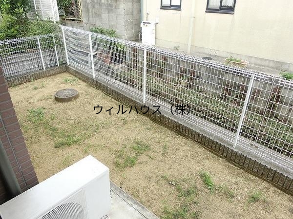 バルコニー　明るいバルコニー！