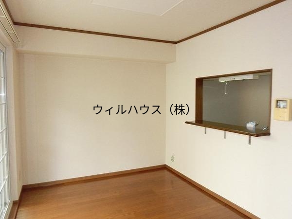 居室・リビング　人気のカウンターキッチン！