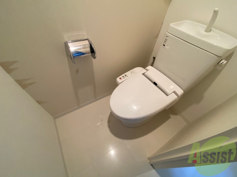 トイレ　トイレです。ウォシュレット付を探している方、おすすめです。