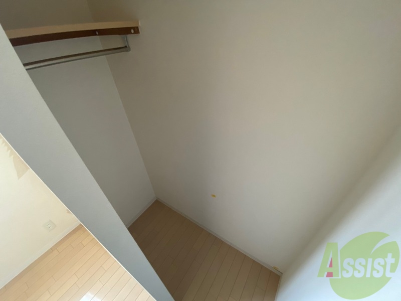 収納　ウォークインクローゼットでお部屋がすっきり片付きますよ！