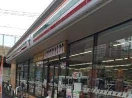 コンビニ　セブンイレブン板橋高島平9丁目店（コンビニ）まで210m