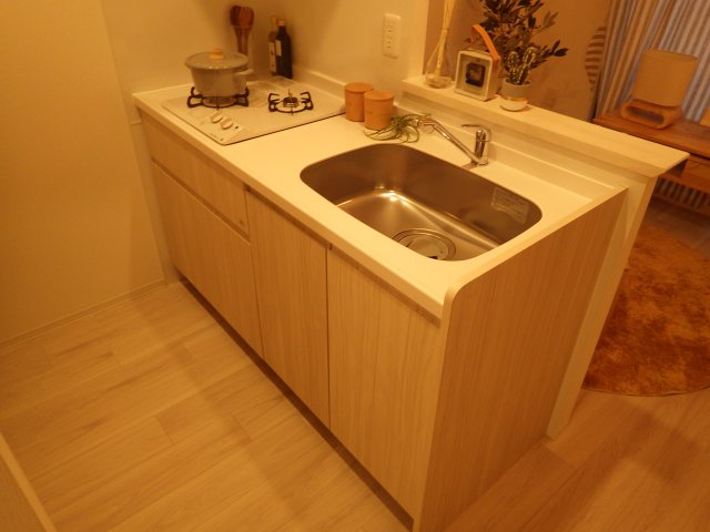 キッチン　※写真は同タイプ住戸です。