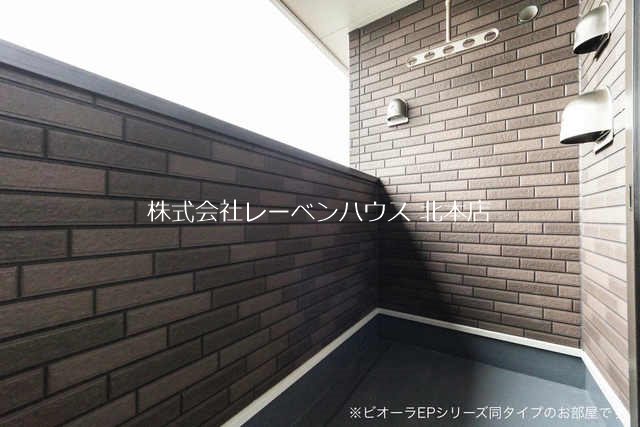 バルコニー　反転間取りの参考写真です