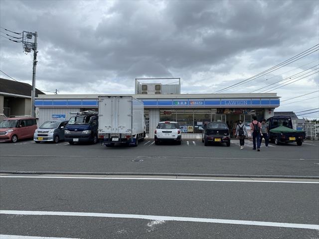 コンビニ　ローソン（コンビニ）まで1225m