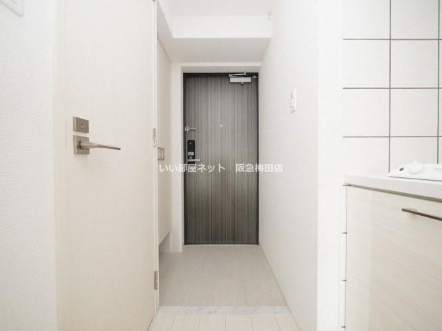 玄関　※同仕様写真となります。