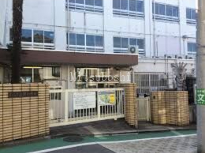 小学校　渋谷区立上原小学校（小学校）まで410m