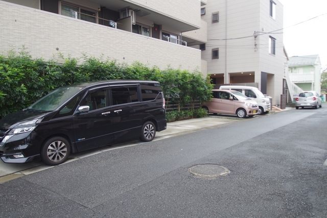 駐車場　★お問い合わせはタウンハウジング町田店まで★