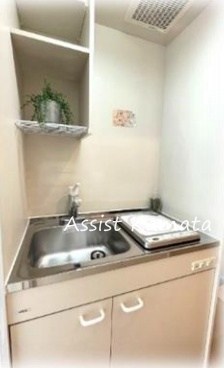キッチン　写真は同シリーズ別建物です。