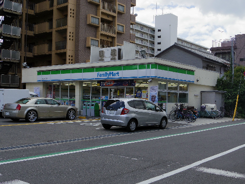 コンビニ　ファミリーマート 深江北一丁目店（コンビニ）まで497m