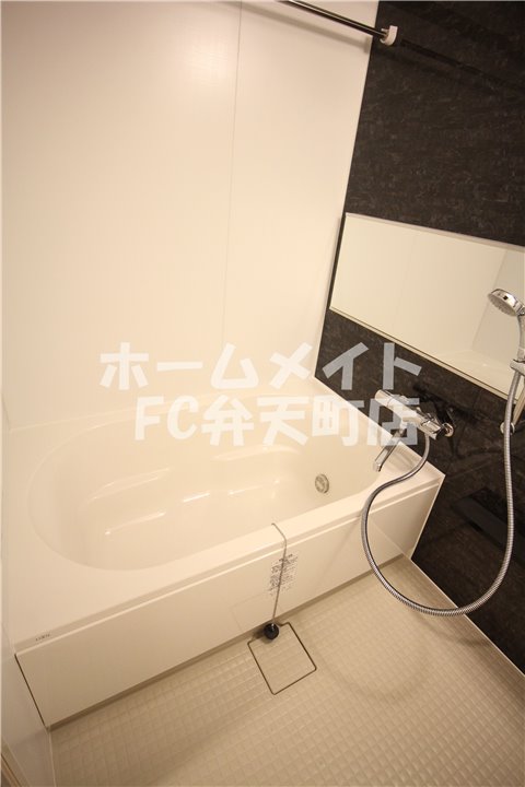 バス・シャワールーム　ゆったり過ごせるお風呂です