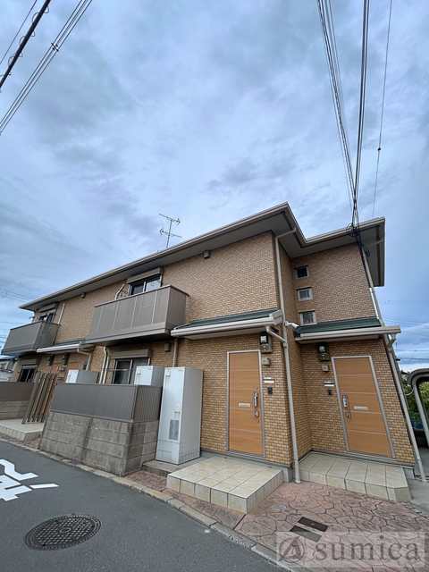 エントランス　落ち着いたエントランス。