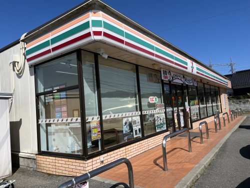 コンビニ　セブンイレブン　矢原店（コンビニ）まで1033m