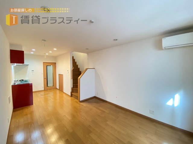 居室・リビング　家族だんらんスペースはこちら。