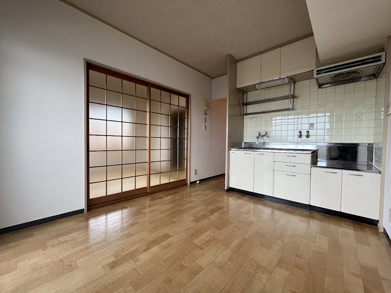 北ノ口安田マンションの居間写真