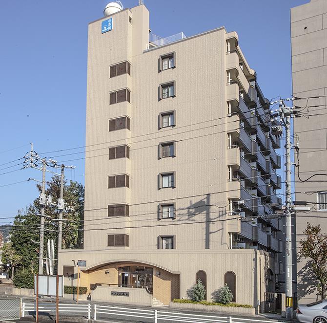 マンション山本壱番館の外観写真