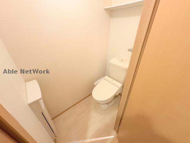 ＪＲ宇都宮線 古河駅 徒歩11分 3階建 築15年のトイレ写真