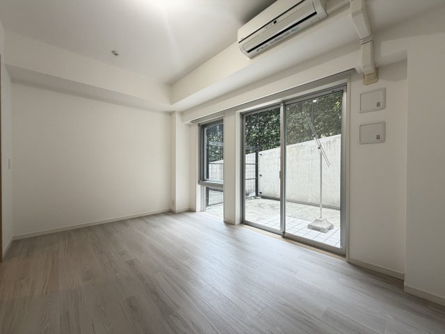 プライムアーバン用賀の居間写真
