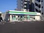 コンビニ　ファミリーマート千葉本町二丁目店（コンビニ）まで400m