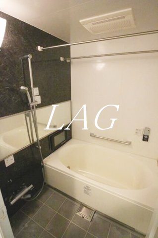 バス・シャワールーム　お風呂です。