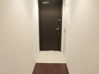 エスティメゾン東新宿の玄関写真
