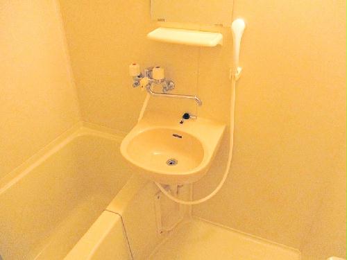 バス・シャワールーム　浴室乾燥機付き