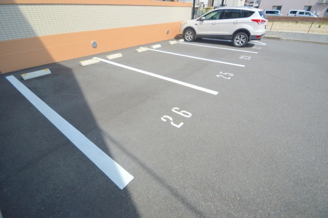 スーパー　マックスバリュ海田店（スーパー）まで717m