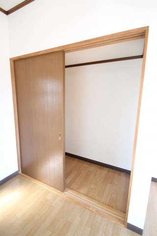 収納　奥行きのある収納