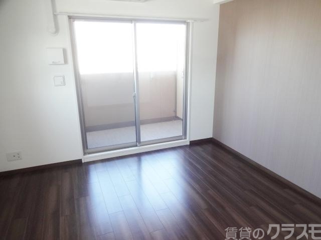 居室・リビング　収納付き洋室です◎