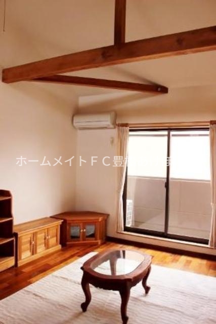 居室・リビング　同型別部屋写真