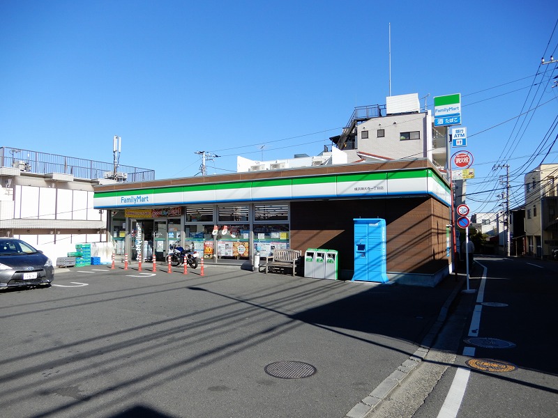 【クリエイティブ テラス横浜神大寺のコンビニ】