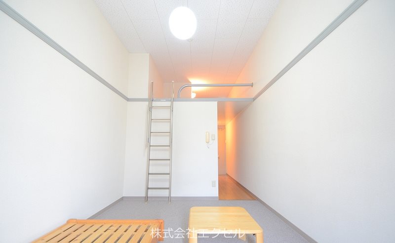 居室・リビング　同等タイプのイメージ写真です。